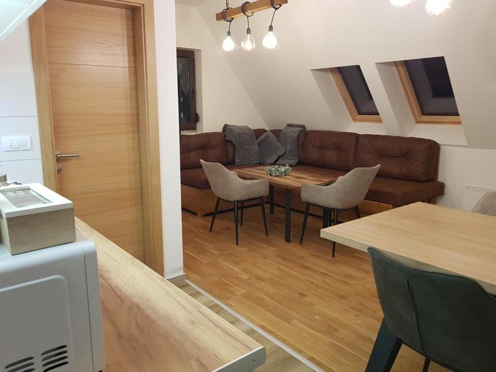Wood Apartmani - Vila Zimska Idila Яхорина Екстериор снимка