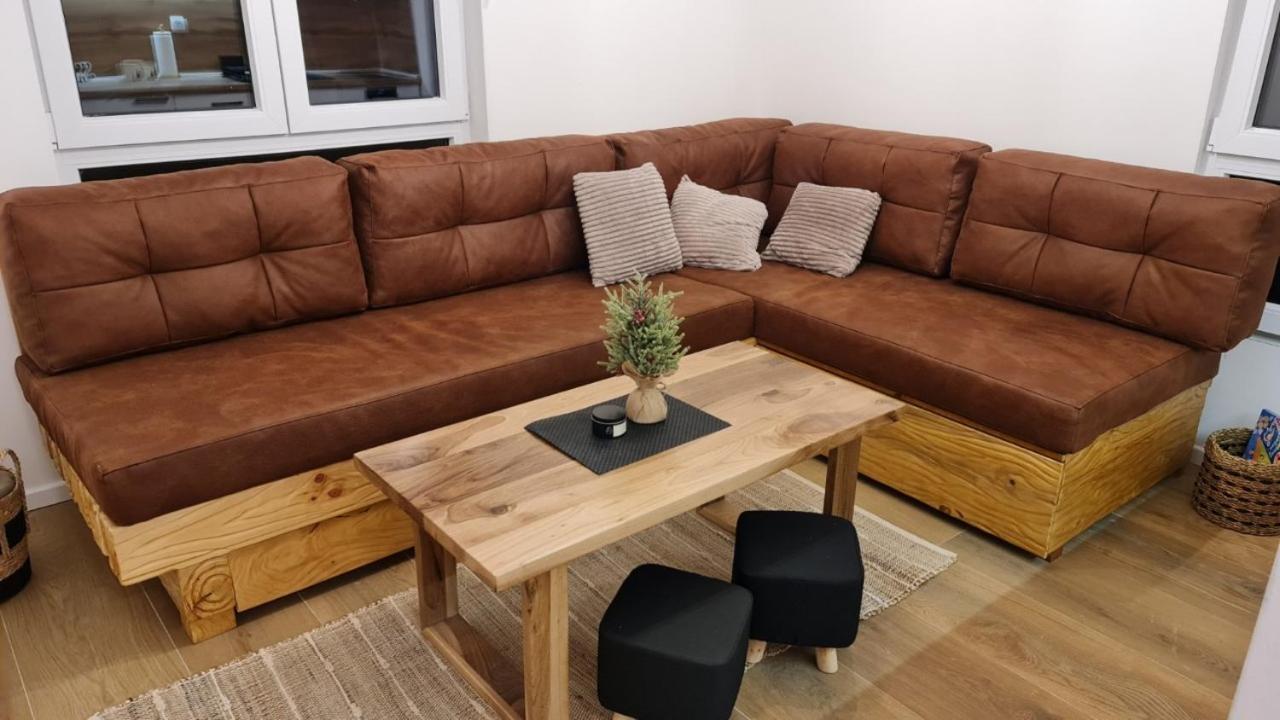 Wood Apartmani - Vila Zimska Idila Яхорина Екстериор снимка