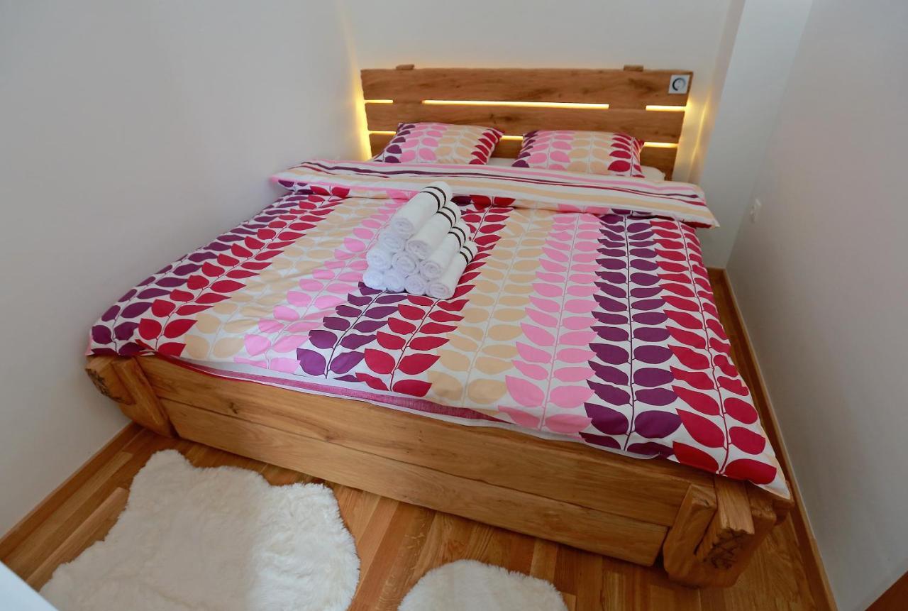 Wood Apartmani - Vila Zimska Idila Яхорина Екстериор снимка