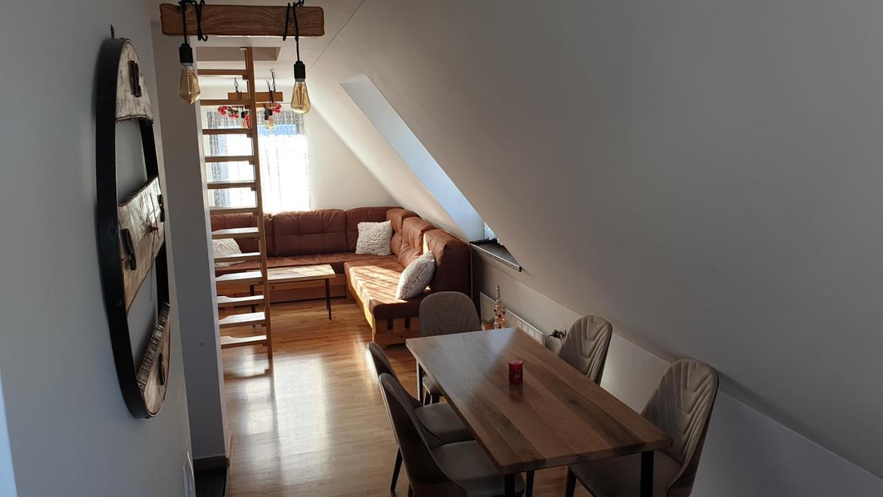 Wood Apartmani - Vila Zimska Idila Яхорина Екстериор снимка