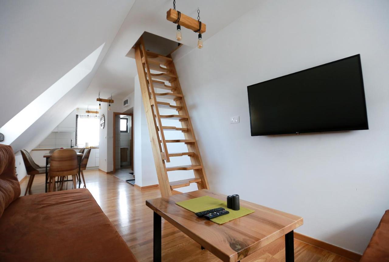 Wood Apartmani - Vila Zimska Idila Яхорина Екстериор снимка