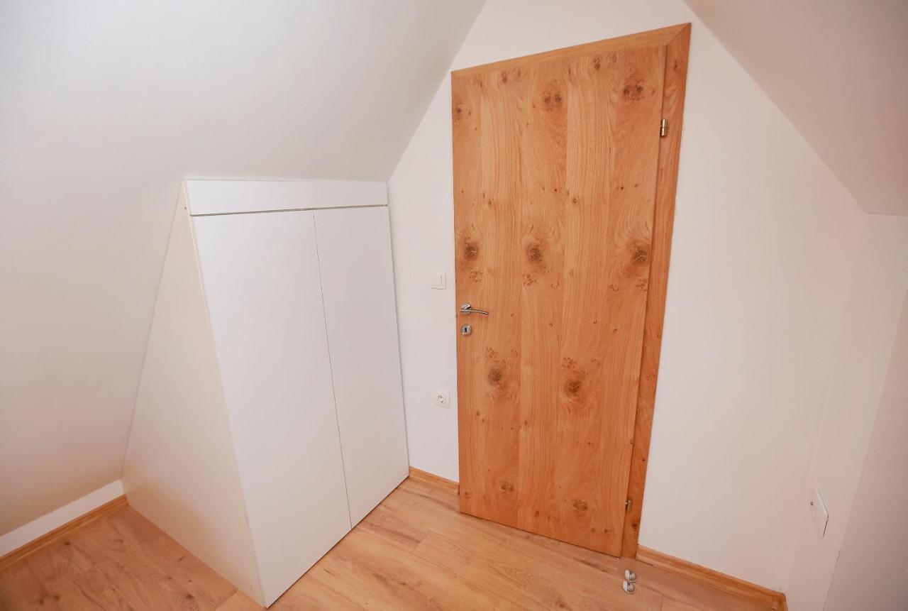 Wood Apartmani - Vila Zimska Idila Яхорина Екстериор снимка